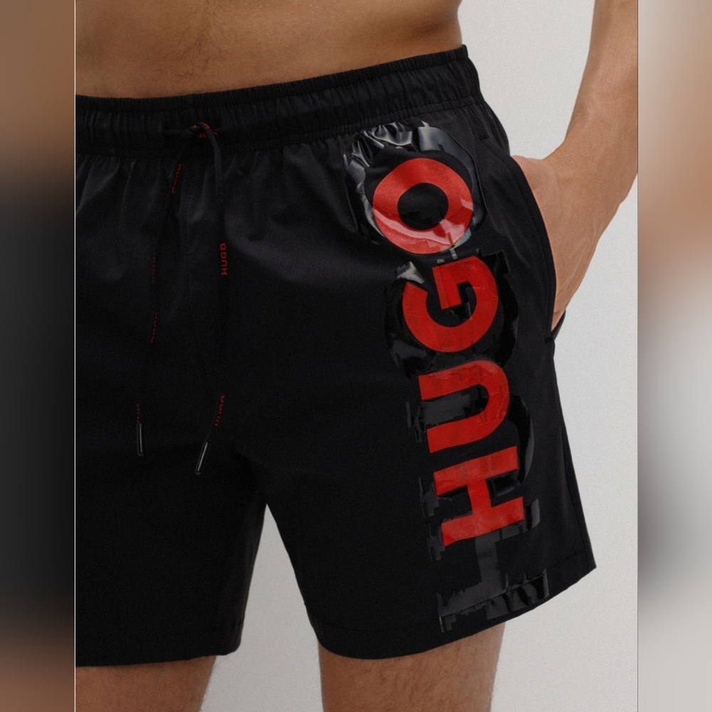 Hugo Boss. Quick-drying swim shorts with cyber-shadow logo - Picture 3 of 7